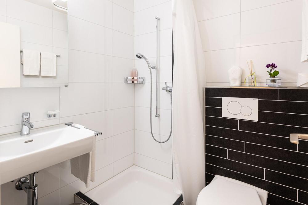 Noah Hotel Ruti  Εξωτερικό φωτογραφία